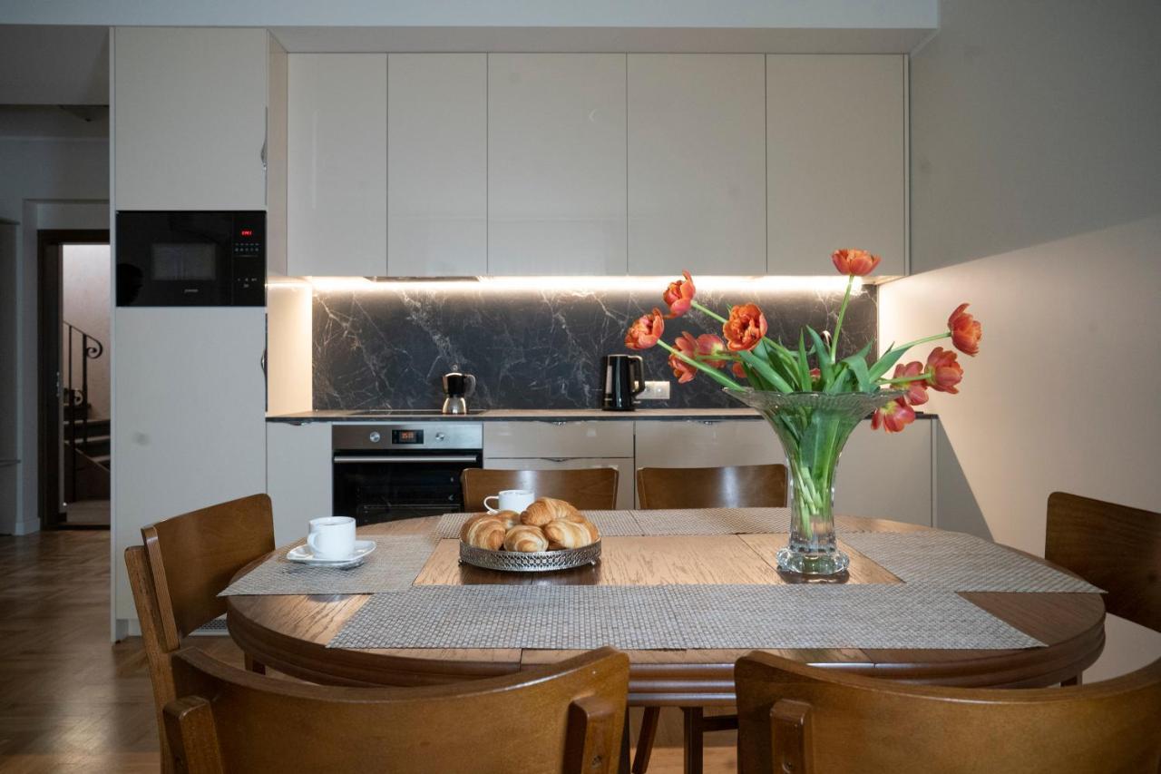 Villa Acacia Kaunas Ngoại thất bức ảnh