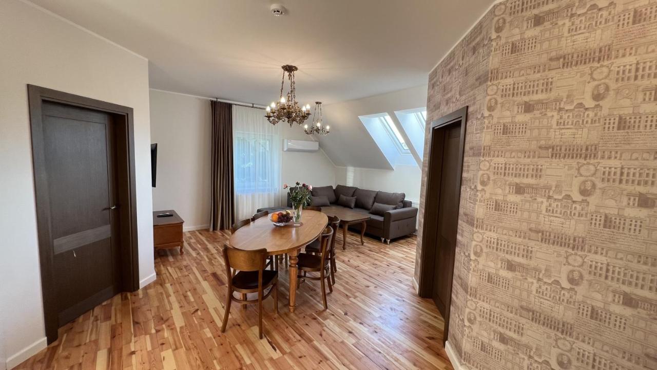Villa Acacia Kaunas Ngoại thất bức ảnh