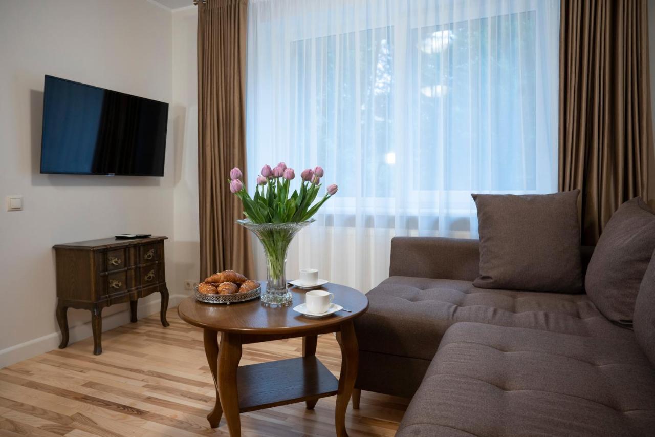 Villa Acacia Kaunas Ngoại thất bức ảnh