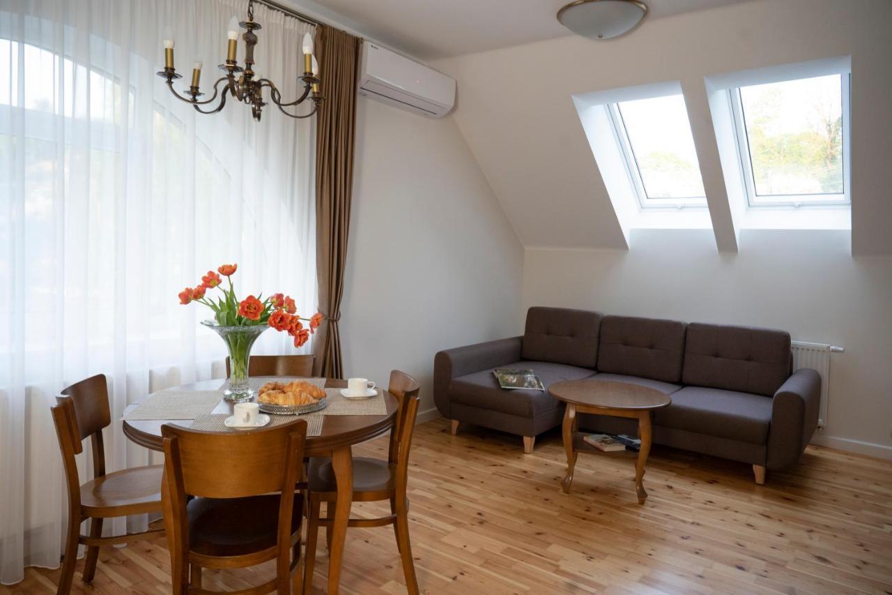 Villa Acacia Kaunas Ngoại thất bức ảnh