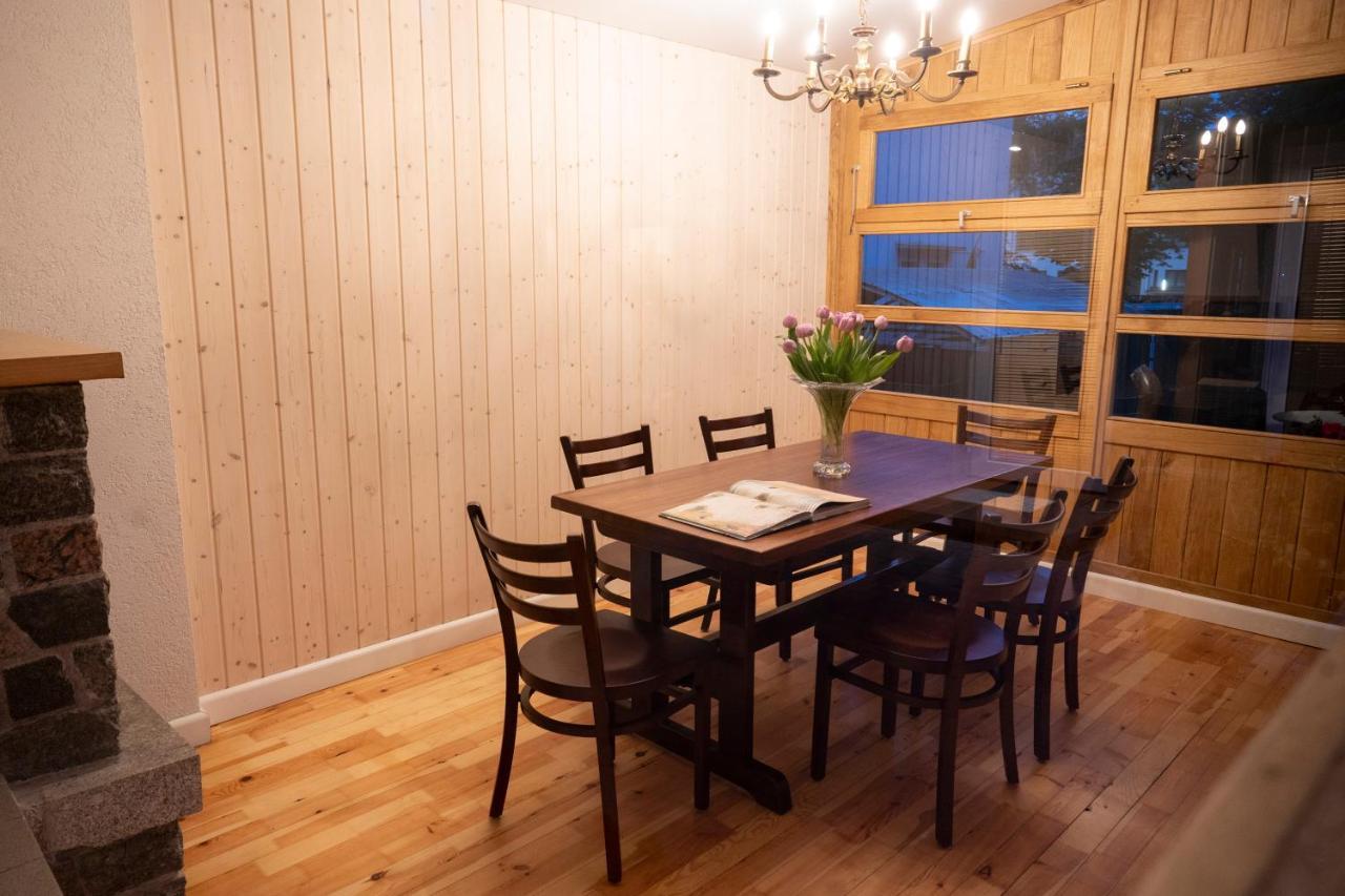 Villa Acacia Kaunas Ngoại thất bức ảnh