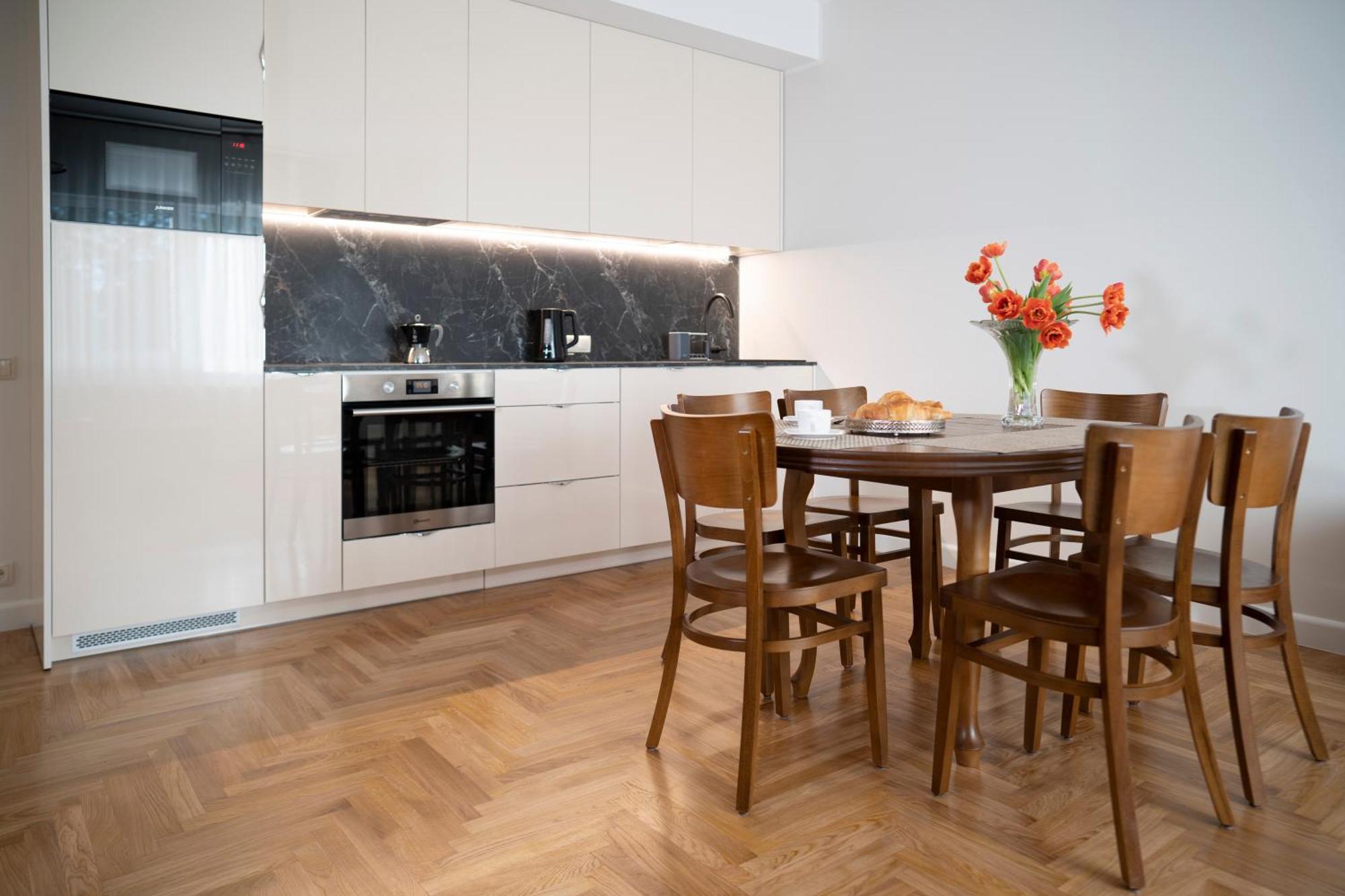 Villa Acacia Kaunas Phòng bức ảnh