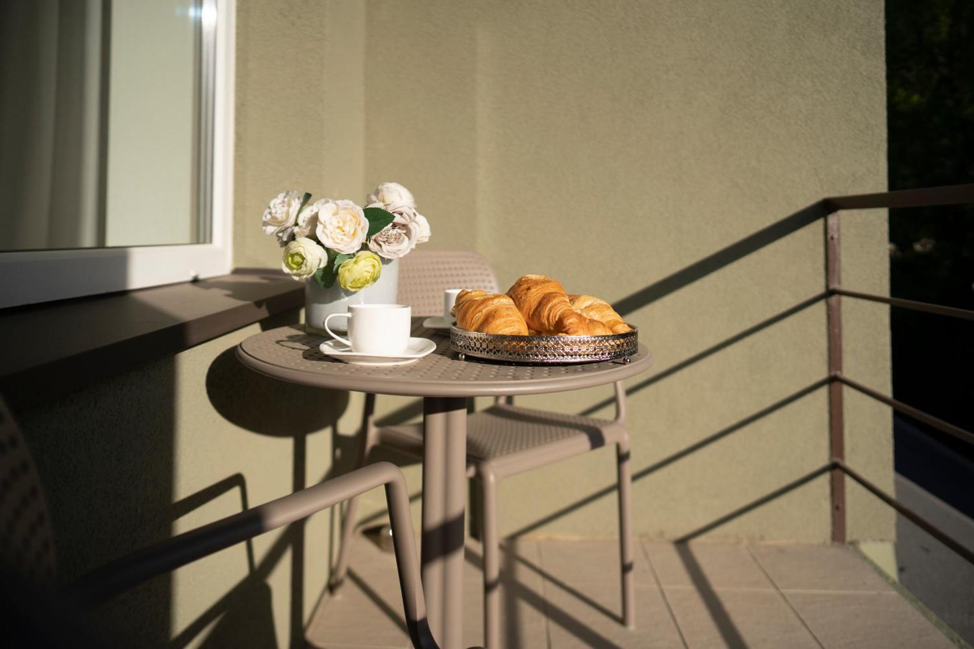 Villa Acacia Kaunas Phòng bức ảnh